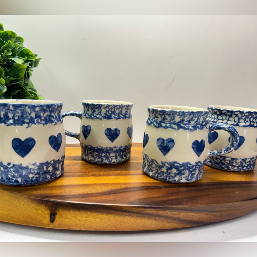 4 ROSEVILLE POTTERY Mug FRIENDSHIP Spongeware BLUE Hearts Ohio USA Henn Cup 3.5"